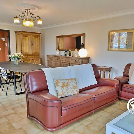 Des Alpagas, 10 Personnes