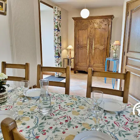 Des Alpagas, 10 Personnes